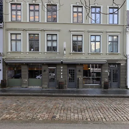 Heimby Homes - Four Bedroom Free Wifi Bergen