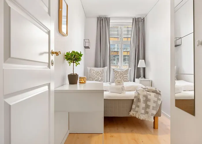 Heimby Homes - Four Bedroom Free Wifi