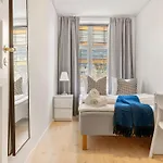 Appartement Heimby Homes - Four Bedroom Free Wifi
