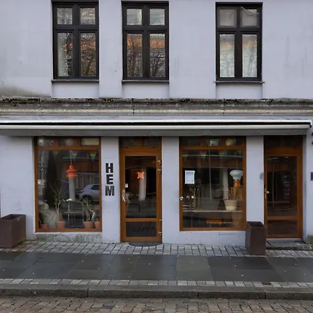 Heimby Homes - Four Bedroom Free Wifi *